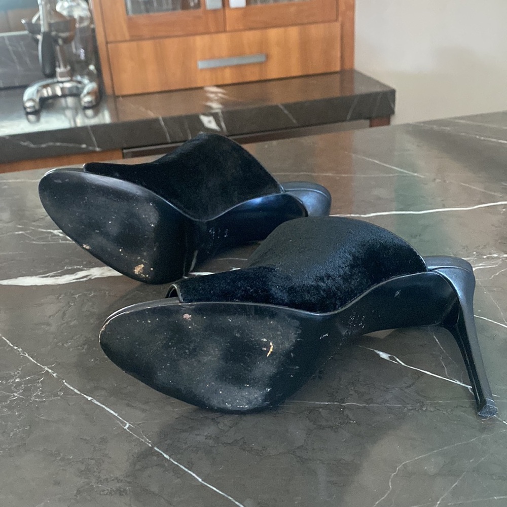 Rachel Zoe Marlene Velvet Peep-Toe black Mule Heels, 8.5 - Picture 4 of 4